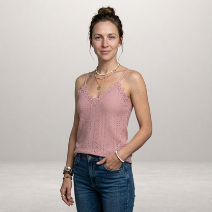 Selene – Elegant lace camisole with a soft feminine touch