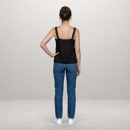 Selene – Elegant lace camisole with a soft feminine touch